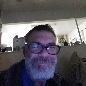 Meet your Posher, Vernon